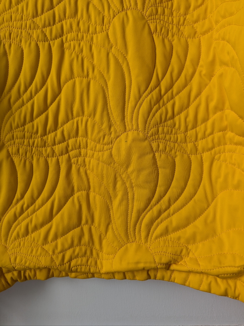 Urban Outfitters Bright Warm Yellow Crop Quilted Jacket Size Small - Picture 6 of 10